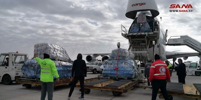 Emirati and Bangladeshi planes, loaded with relief aid, arrive at Damascus Int’l Airport