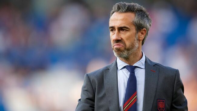 Crisis-hit Spain coach insists he has 'the best team'