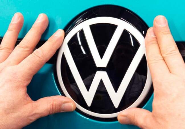 Volkswagen: In constructive talks over first gigafactory in North America