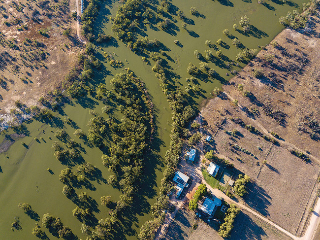 Floodwaters swallow up Anabranch
