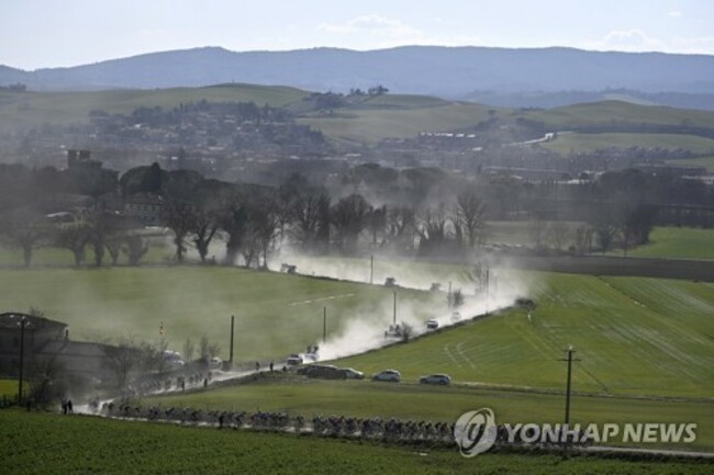 Italy Cycling Strade Bianche