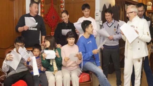 Long-term expat exemplifies community spirit