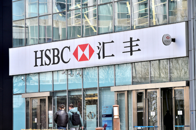 China Pushes Back on Mark Mobius Money-Transfer Complaint