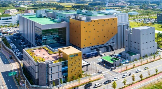 EcoPro Group unit stocks surge as EV sales to boost battery materials demand