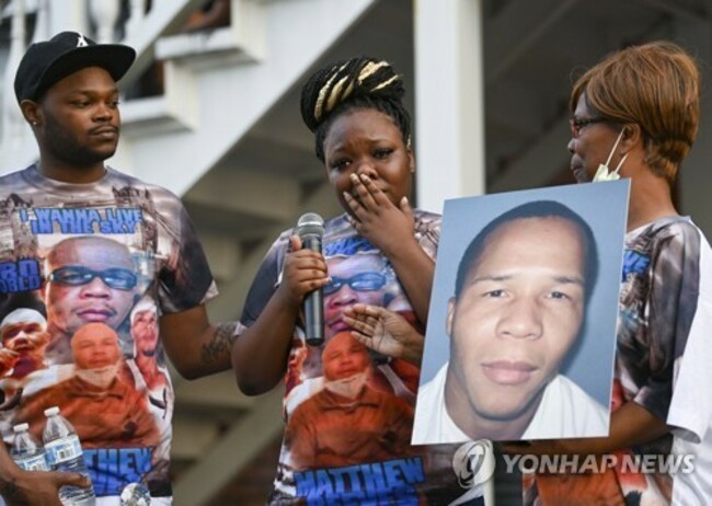 APTOPIX Alabama Prisons Victims Vigil