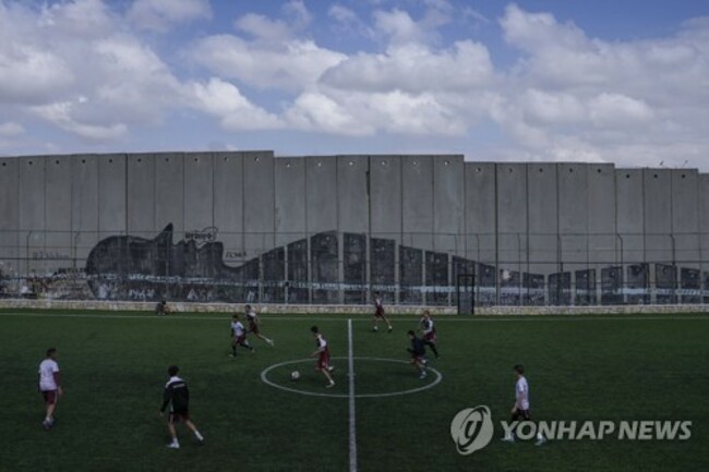 APTOPIX Israel Palestinians Daily Life