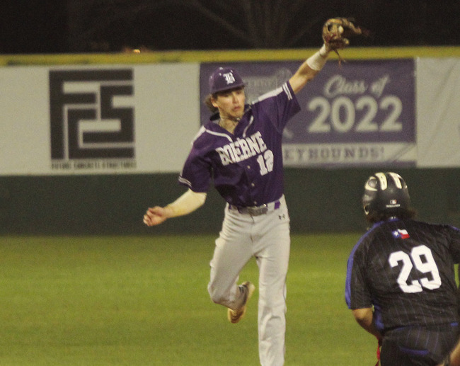Boerne beats Bandera in 27-4A baseball opener