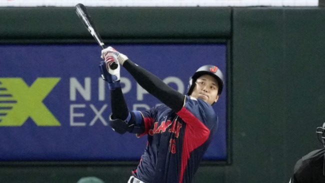 Baseball: Shohei Ohtani hits 1st WBC homer in Japan's rout of Australia