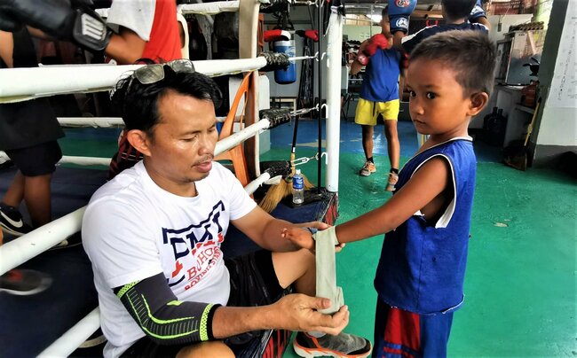 Young boxers from Sarok BG, Cebu City, Carcar shine in Villamor grassroots tilt