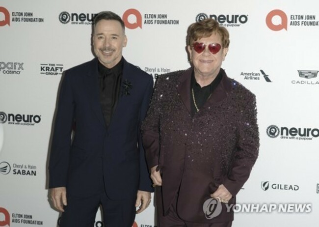 USA ELTON JOHN AIDS FOUNDATION