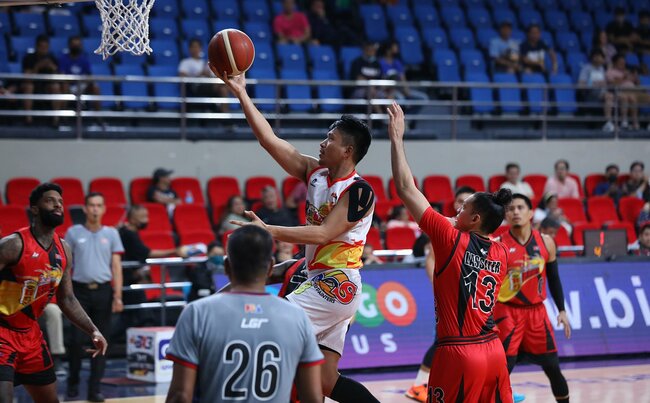 Healthy enough to still play, James Yap awaits Rain or Shine decision on his future