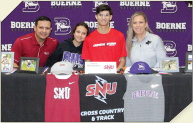 Balderas signs to run with Southern Nazarene University