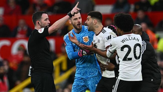 VAR Review: Fulham meltdown at Man United, Newcastle's goal