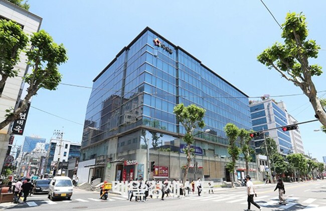 Former Ourhome Vice Chairman Koo Bon-sung demands $234 mn in dividends