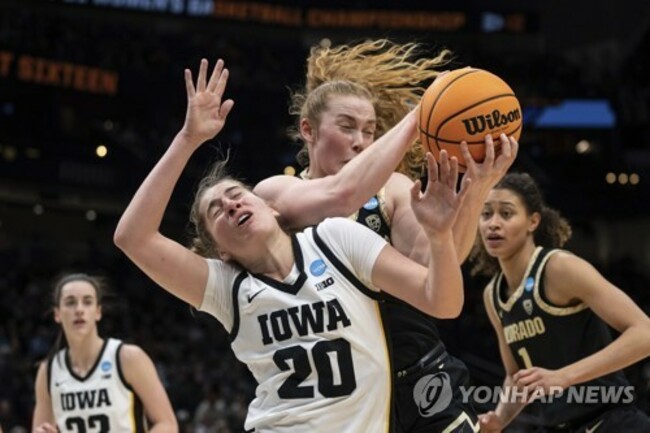APTOPIX NCAA Colorado Iowa Basketball