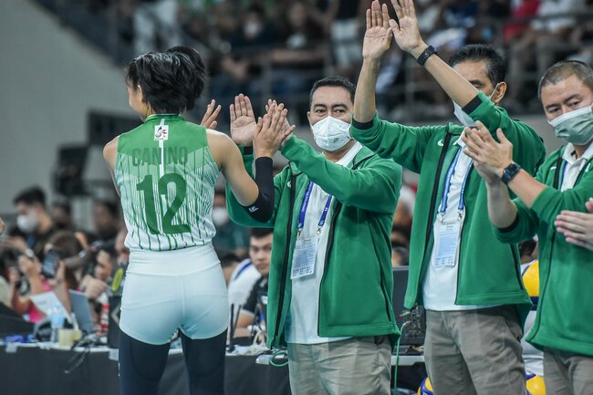 UAAP: La Salle repeats over NU in coach Ramil de Jesus' return