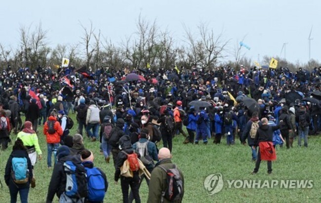 FRANCE WATER PROTEST