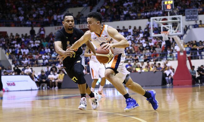 PBA: Aaron Black, Meralco scrape past TNT in OT to tie semis