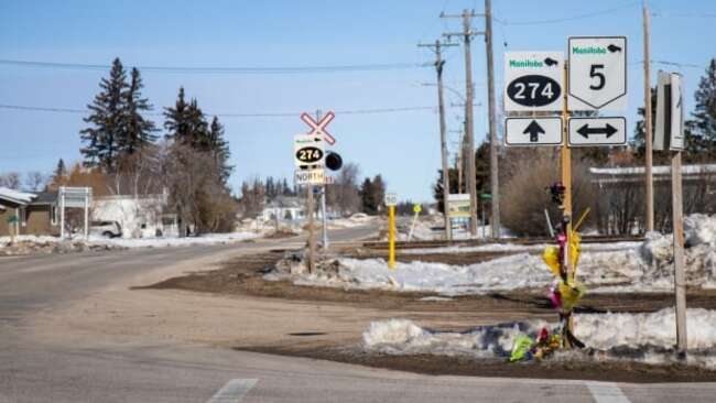 Lone survivor in deadly collision in western Manitoba phoned mom for help from crash wreckage