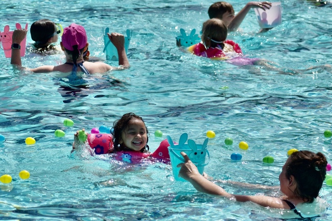 Underwater Easter egg hunt draws families to Vacaville pool