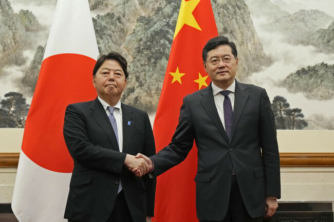 Japan foreign minister seeks early release of national detained in China