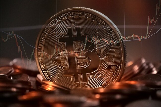 Investors advised to reduce exposure to tech stocks, cryptos in April