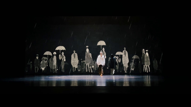 Young choreographer paints 'Silver Lining' in imaginative production