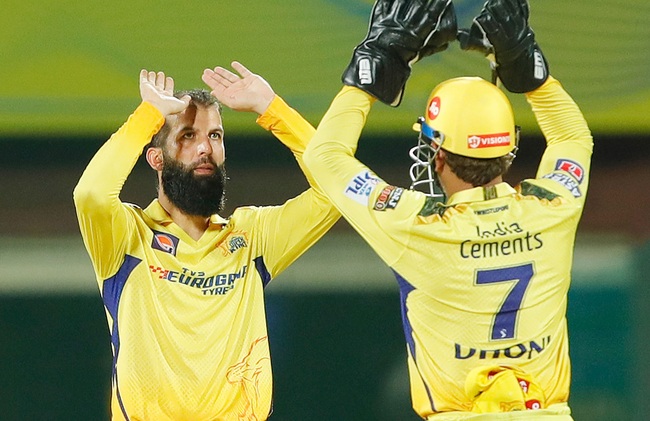 Super Kings hold off Super Giants in high-scoring affair