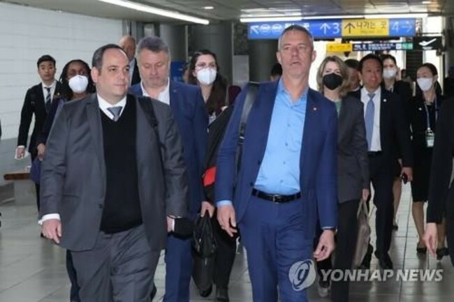 BIE delegation-Busan visit
