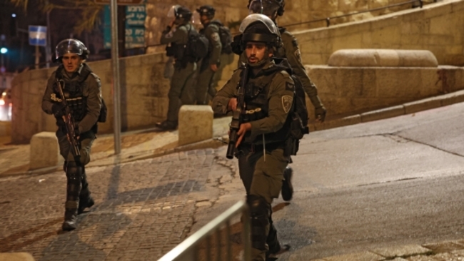 Israeli police clash with Palestinian worshippers in Al-Aqsa Mosque