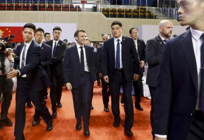 Macron in Guangzhou on final day of China trip