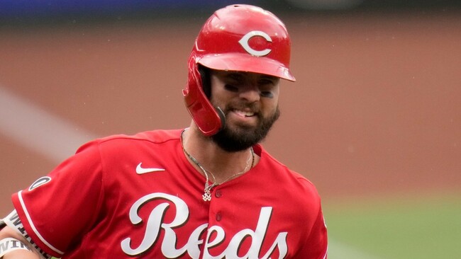 Winker launches three home runs against Cardinals