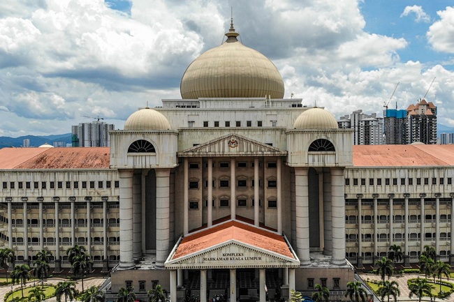High Court: Immigration illegally detained three foreign children, Child Act also protects non-citizens