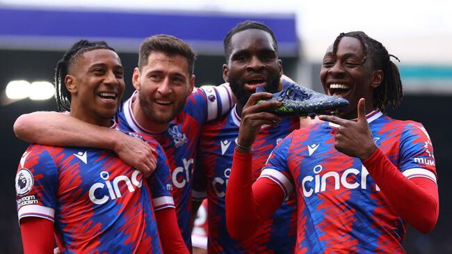 Leeds United v Crystal Palace: Roy Hodgson's men run riot at Elland Road