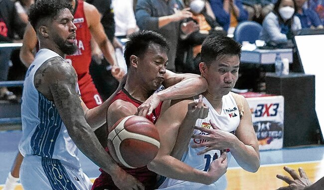 Gin Kings draw first blood vs Tropang Giga in Finals' Game 1