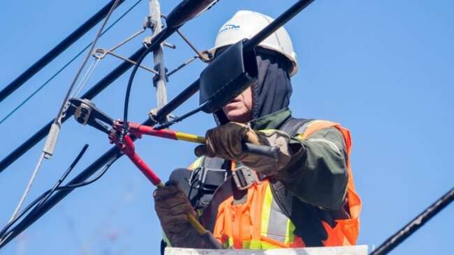 Tens of thousands of customers remain without power as Hydro-Québec works to finish repairs