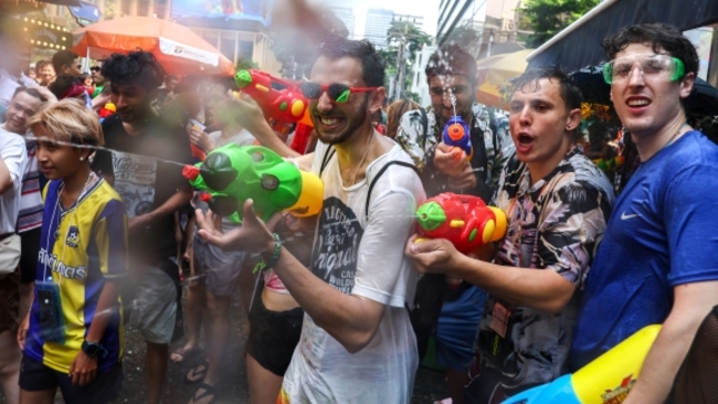 New year revelry returns to Thai streets as tourism rebounds