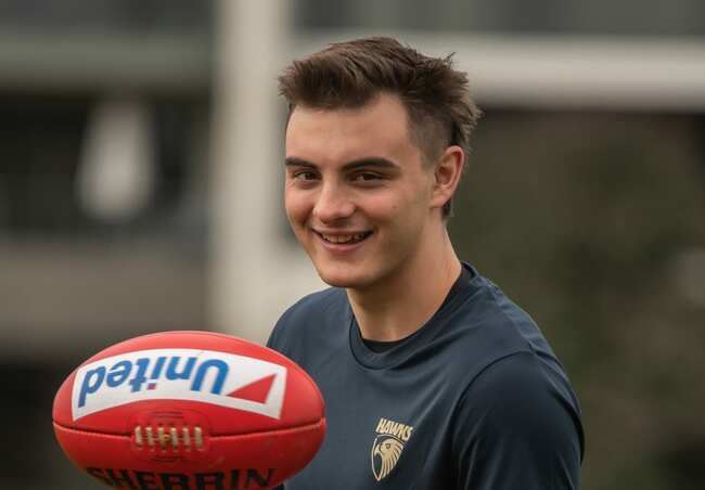Seamus Mitchell to make AFL debut