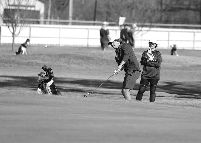 Jackets 5th* in home golf tournament