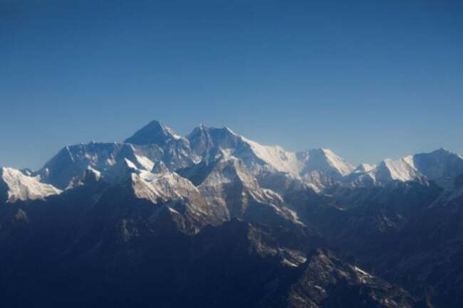 Search called off for missing Nepali climbers on Everest