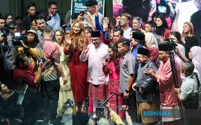 PM ANWAR THANKS 'STARVENDORS 2023' PATRONS FOR THEIR SUPPORT