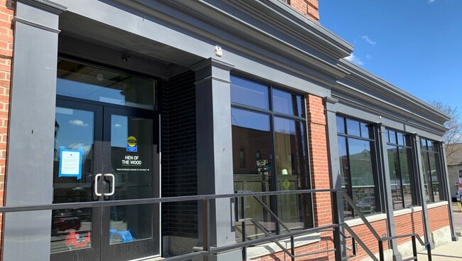 Waterbury's Hen of the Wood Closed Temporarily; Myer's Wood Fired Opens in SoBu; Inn at Shelburne Farms Restaurant Reopens