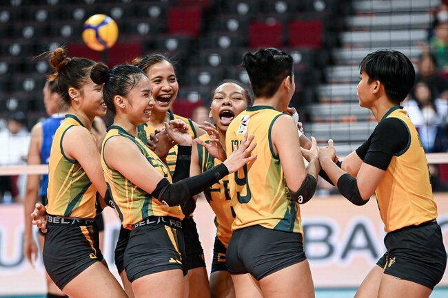 UAAP: FEU keeps Final Four hopes alive with win over Ateneo in women's volleyball