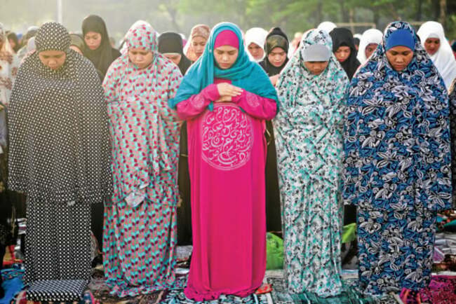 With no moon sighting, Eid'l Fitr now falls on April 22