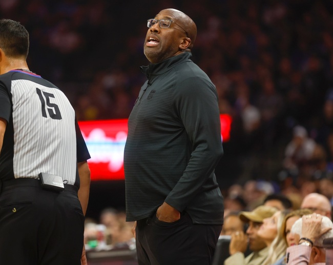 Kings coach Mike Brown on facing Warriors at the Chase Center: ‘It’s going to be tough as nails’