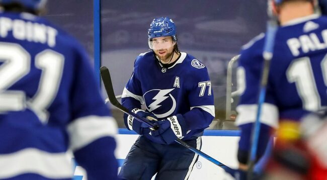 Lightning's Hedman returns for Game 3 against Maple Leafs
