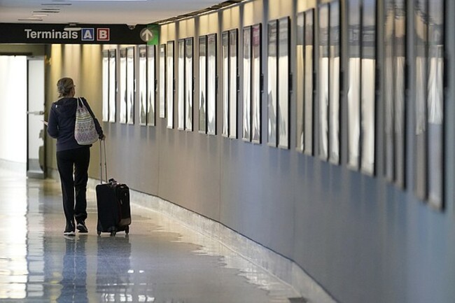 Millennial Money: Young adults traveling on fiscal thin ice