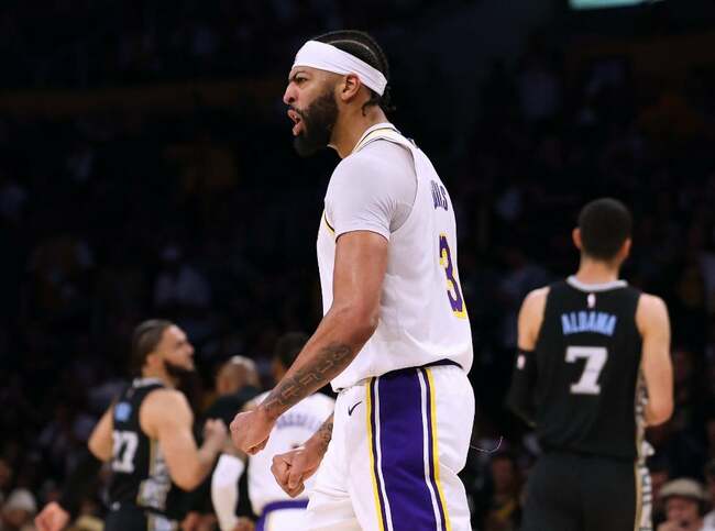 NBA: Anthony Davis, Lakers dominate Grizzlies for 2-1 lead