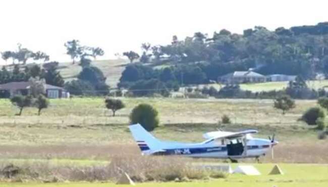 Two skydivers die after falling from plane in Australia