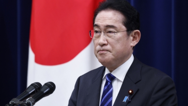 Japanese PM denies considering snap election